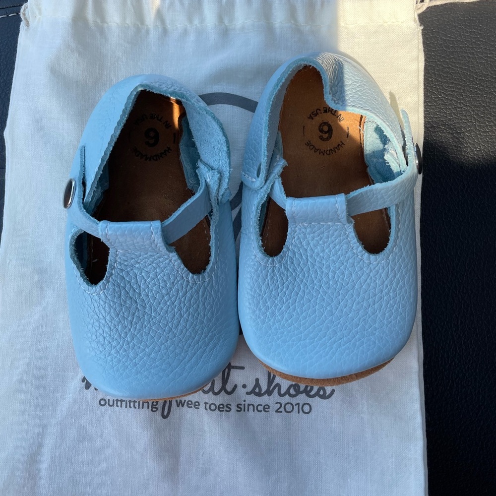 Mon Petit Soft Sole T-straps size 6 light blue